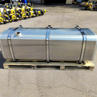 Iveco Fuel Tank 760 L (625x680x1950)