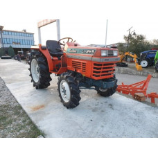 Минитрактор Kubota L1-245