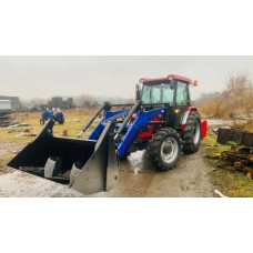 Трактор Mahindra 9500 + фронтальный погрузчик + подметальная щетка 2 м