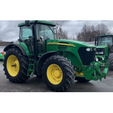 Трактор John Deere 7820
