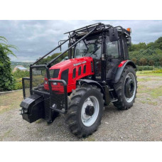 Трактор Farmer 10286 с защитным каркасом