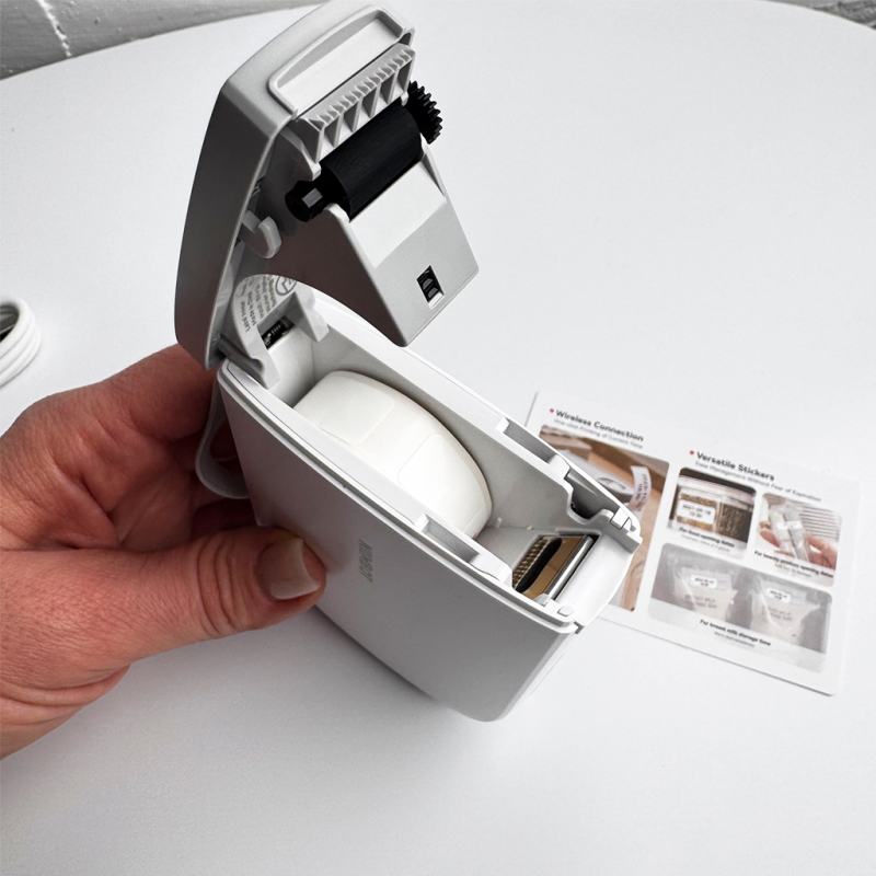 NIIMBOT D11_H White Label Thermal Printer