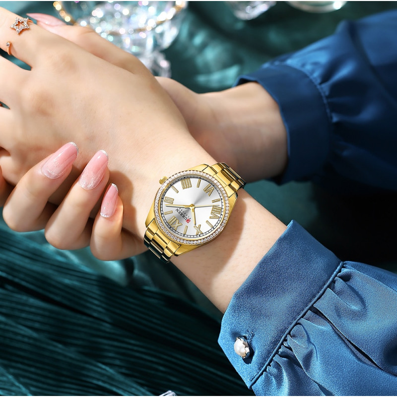 Watch Curren 9088 Gold-White