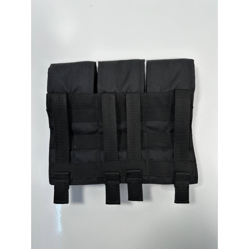 Підсумок потрійний для магазинів АК закритий з MOLLE (Чорний)