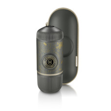 Портативна еспресо-кавоварка Wacaco Nanopresso темно-сіра з чохлом