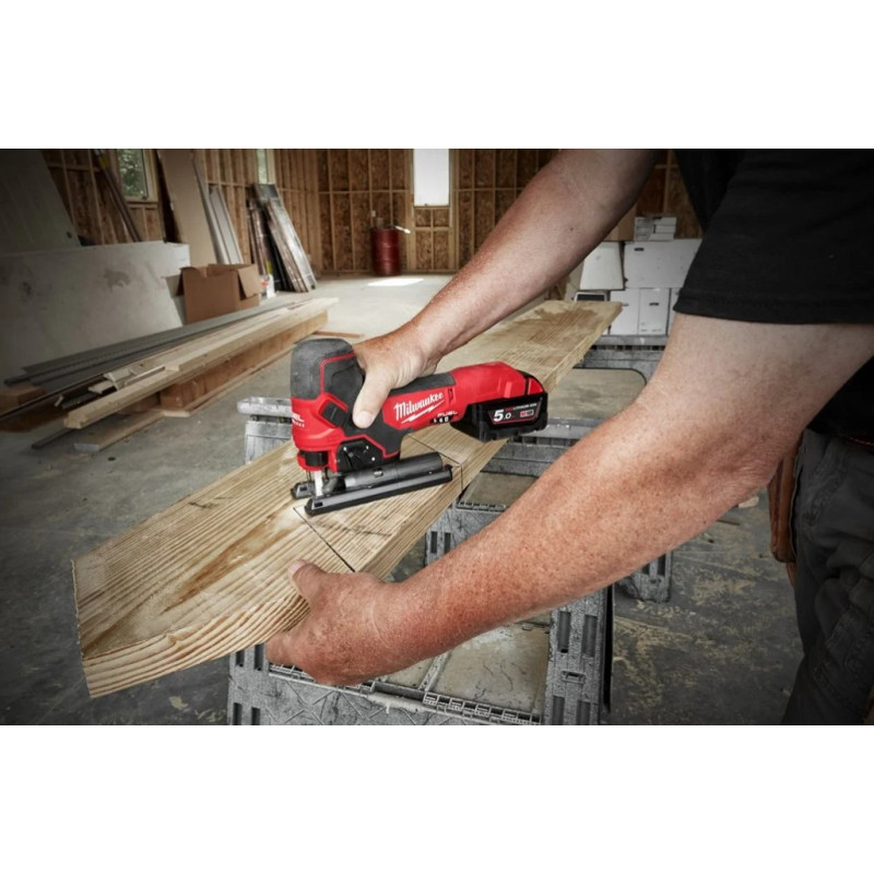 Пила лобзиковая аккумуляторная бесщёточная MILWAUKEE M18 FBJS-0X (каркас+HDкейс)