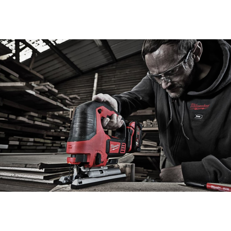 Пила лобзиковая аккумуляторная MILWAUKEE, M18 BJS-0 (каркас)