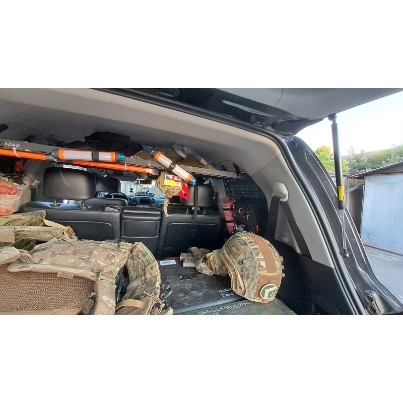 Полиця під стелю в багажник Toyota Land Cruiser 200
