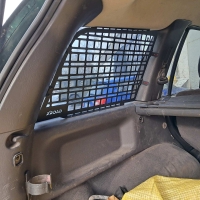 Модульна система зберігання Molle (Молле) для вікон багажника Jeep Grand Cherokee WJ - Ліва