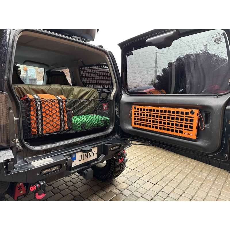 Відкидний експедиційний стіл на двері багажника Suzuki Jimny JB 23/33/43/53 (1998–2018)— складний стіл MOLLE для кемпінгу та off-road
