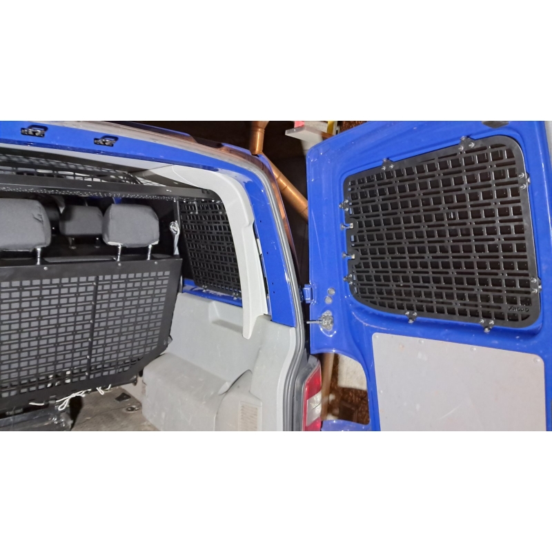 Molle (Молле) панель на двері багажника Volkswagen Transporter T5 (2003-2015) - Права