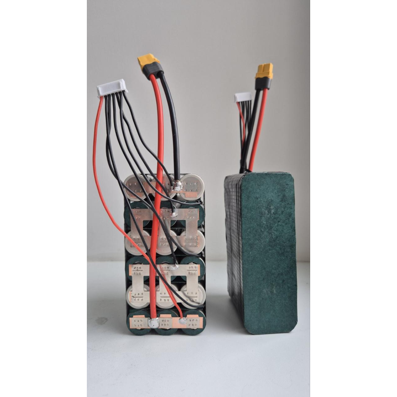 Акумулятор 6S3P 12600 mAh на Molicel P42A