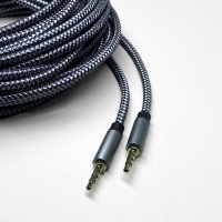10-meter extension cable for external monitor